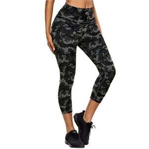 NWT CRZ Yoga Camo Capri Leggings - Activewear